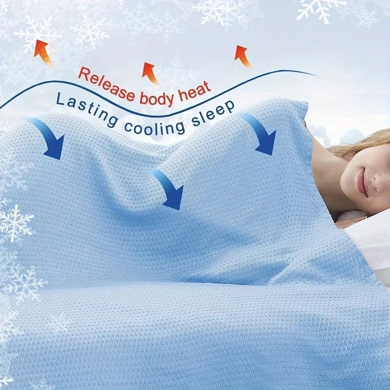 1PC Summer Bamboo Fiber Ice Silk Blanket Lightweight Breathable Absorbs Body Heat Keeps Cool All Night Soft Skin Friendly Beddin