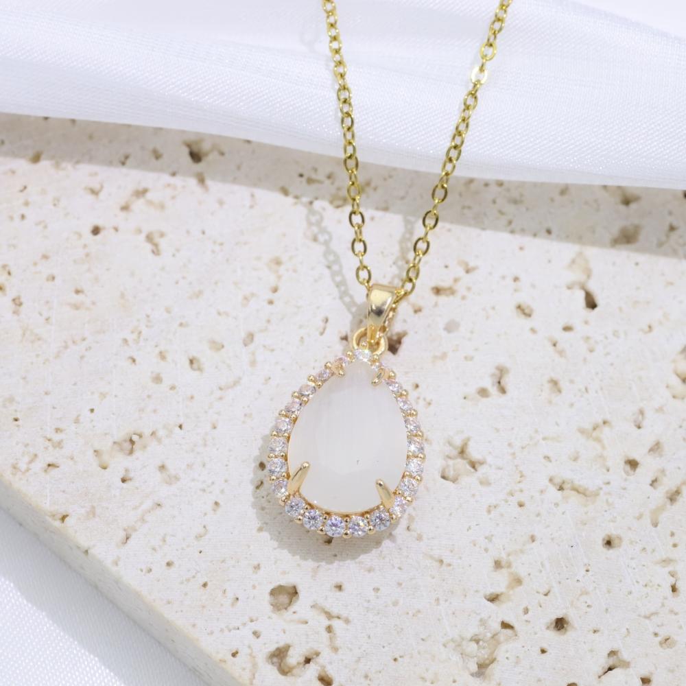 Luxury Drop Shape Pendant Necklaces for Women Fashion Zirconia Necklace Wedding Party Jewelry Accessories