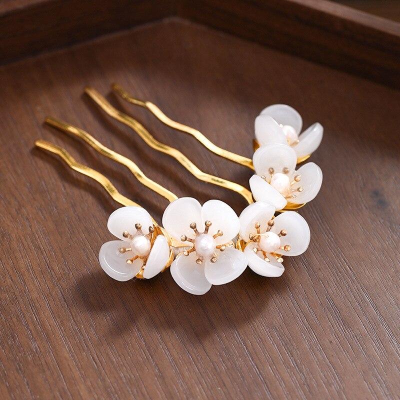 White Hair Claw Vintage Style Handmade Wrapped Flower Beads Delicate Headdress