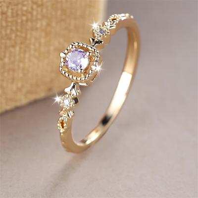 Schlichter Modeschmuck Kristall Rundsteinring Weißer Zirkon Kleine Quadratische Verlobungsringe Für Damen Vintage Goldfarbe Hochzeitsschmuck