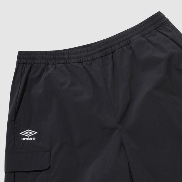 UMBRO Utility Cargo Pocket Knee-Length Shorts Black Ur211Chp44 (A Type)