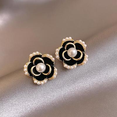 Black Rose Stud Earrings Gold Fashion Pearl Earrings for Women