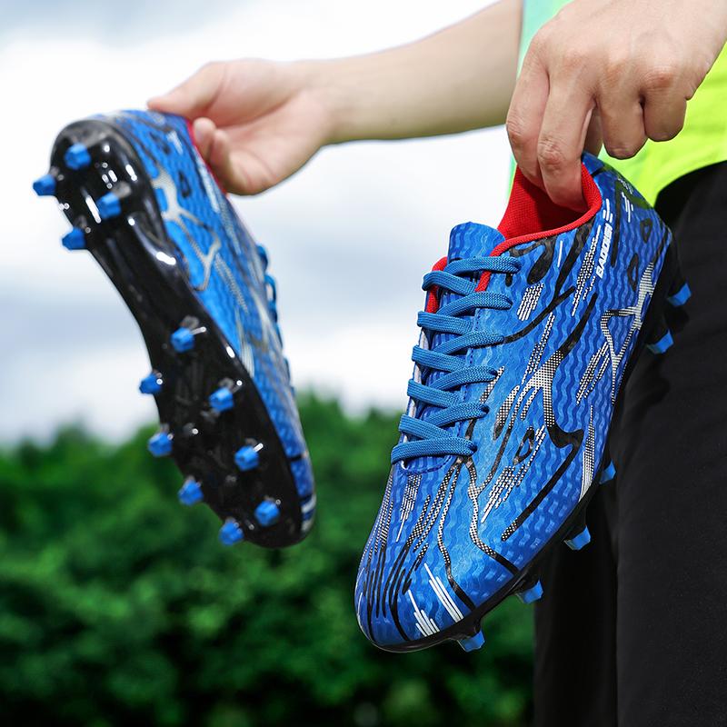 New Men Football Boots TF Sport Training Soccer Shoes Soft Ultralight Breathable Professional Sneakers Unisex Grass Cleats Match