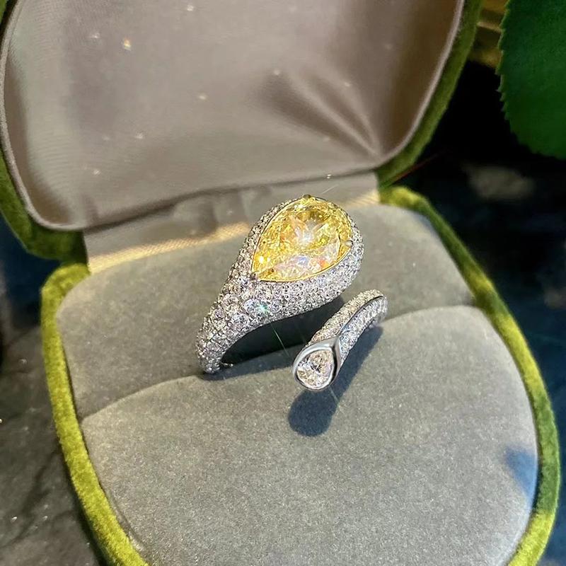 Huitan Delicate Design Women Opening Ring Inlaid Shiny Yellow Cz Trendy Accessories Wedding Daily Versatile Lady Party Jewelry