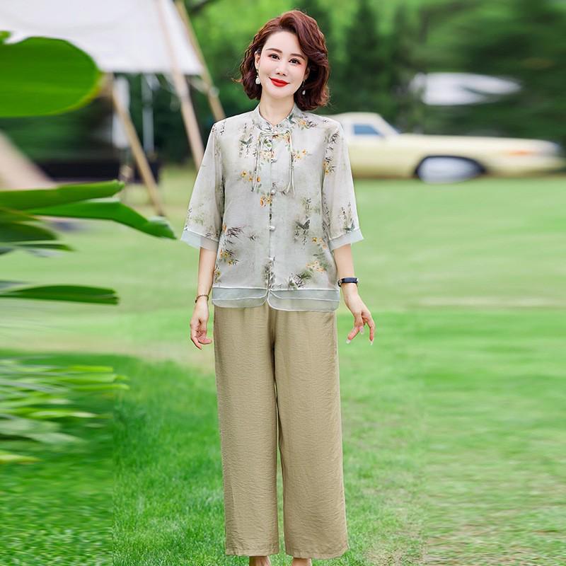 Chinese-Style Cotton Linen Two-Piece Set for Middle-Aged Women - Mid-Sleeve Summer Top
