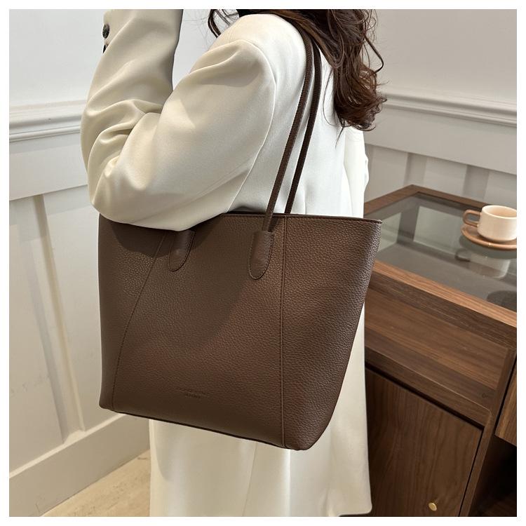 2024 Damen Retro Minimalistisch Ein Schulter Tote - Einfarbig, Großes Fassungsvermögen, Weiche Freizeittasche