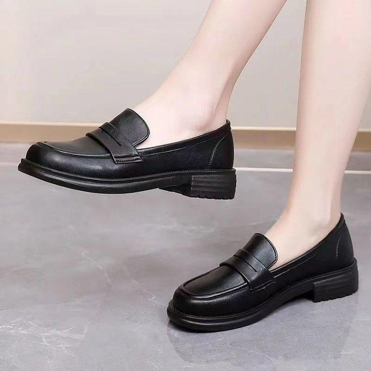 Black British Single Shoes, New Soft Leather Flat-soled Loafers, Autumn Small Leather Shoes.