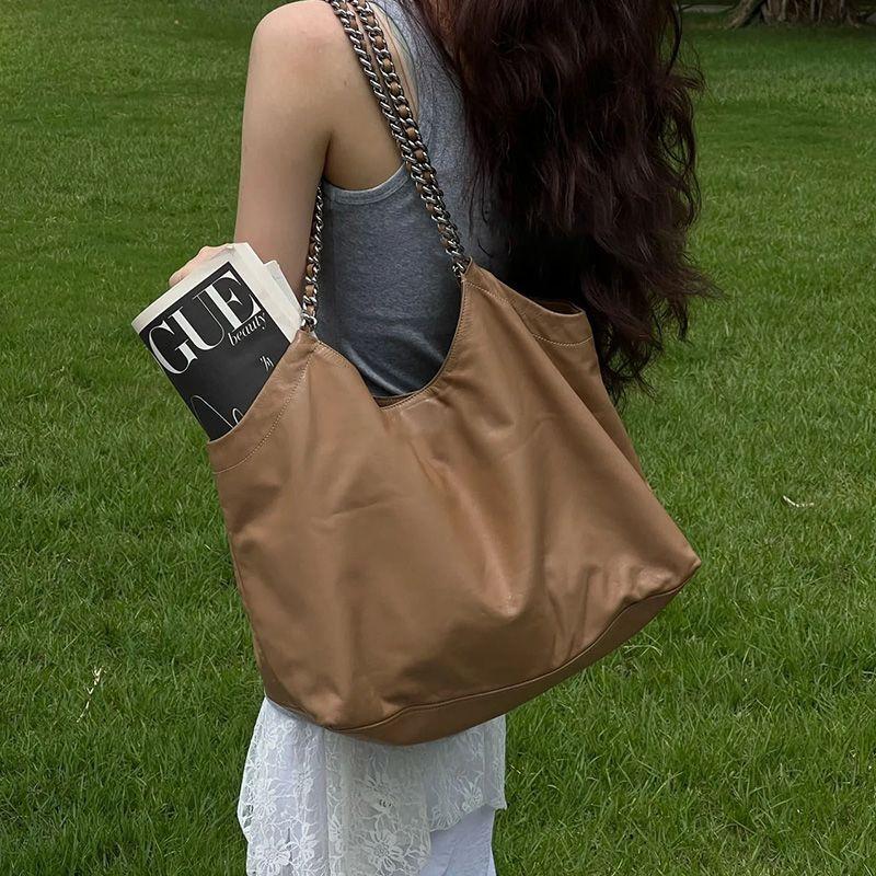 

Classic Style Work Clothing Shoulder Stray Bag Garbage Bag Khaki