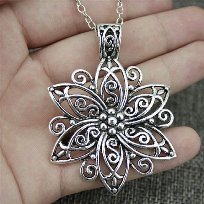 Vintage Lotus Pendant Necklace With Alloy And Glass For Women