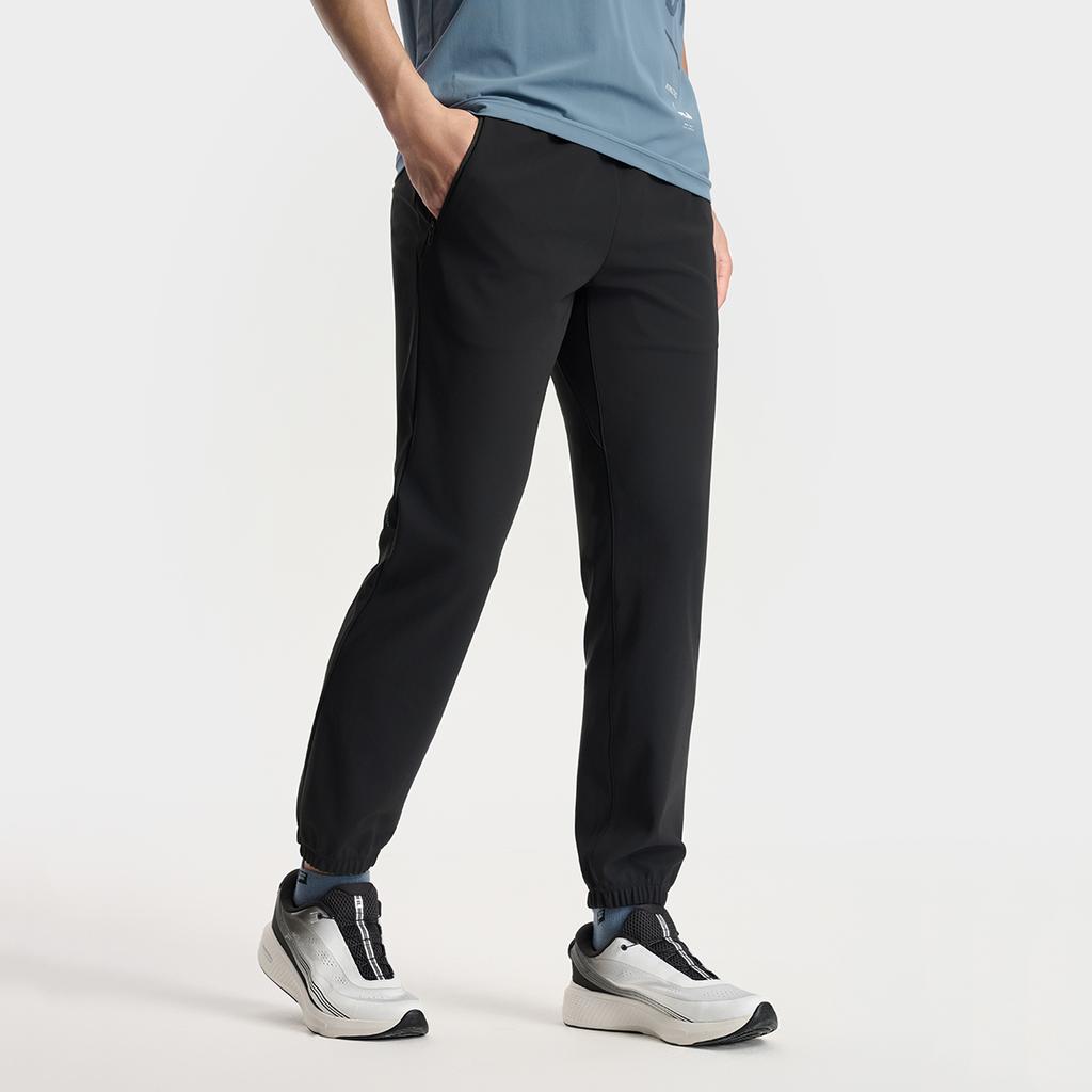 Fila Fitness Fashionable Breathable Lightweight Elastic Cuffed Knitted Sports Pants Men Pants A11M531609F-BK