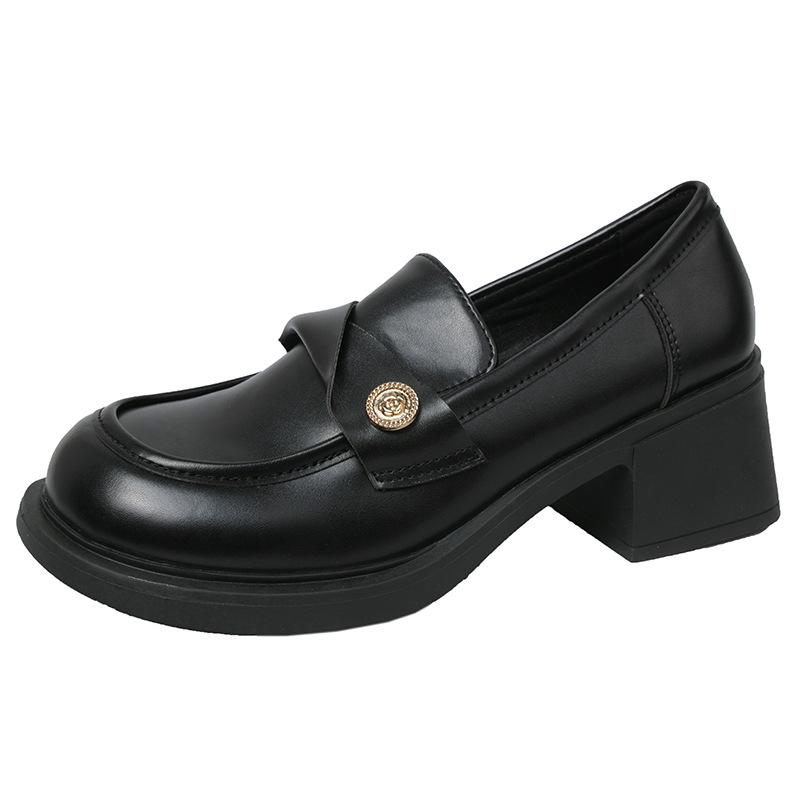

Retro round head one-pedal brown platform small leather shoes women s spring 2025 new French thick-heeled loafers 35