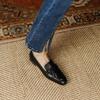 Mocasines de mujer estilo británico retro con cabeza cuadrada, zapatos de verano 2022, nuevos zapatos con borlas, cómodos y sencillos, zapatos marrones para mujer