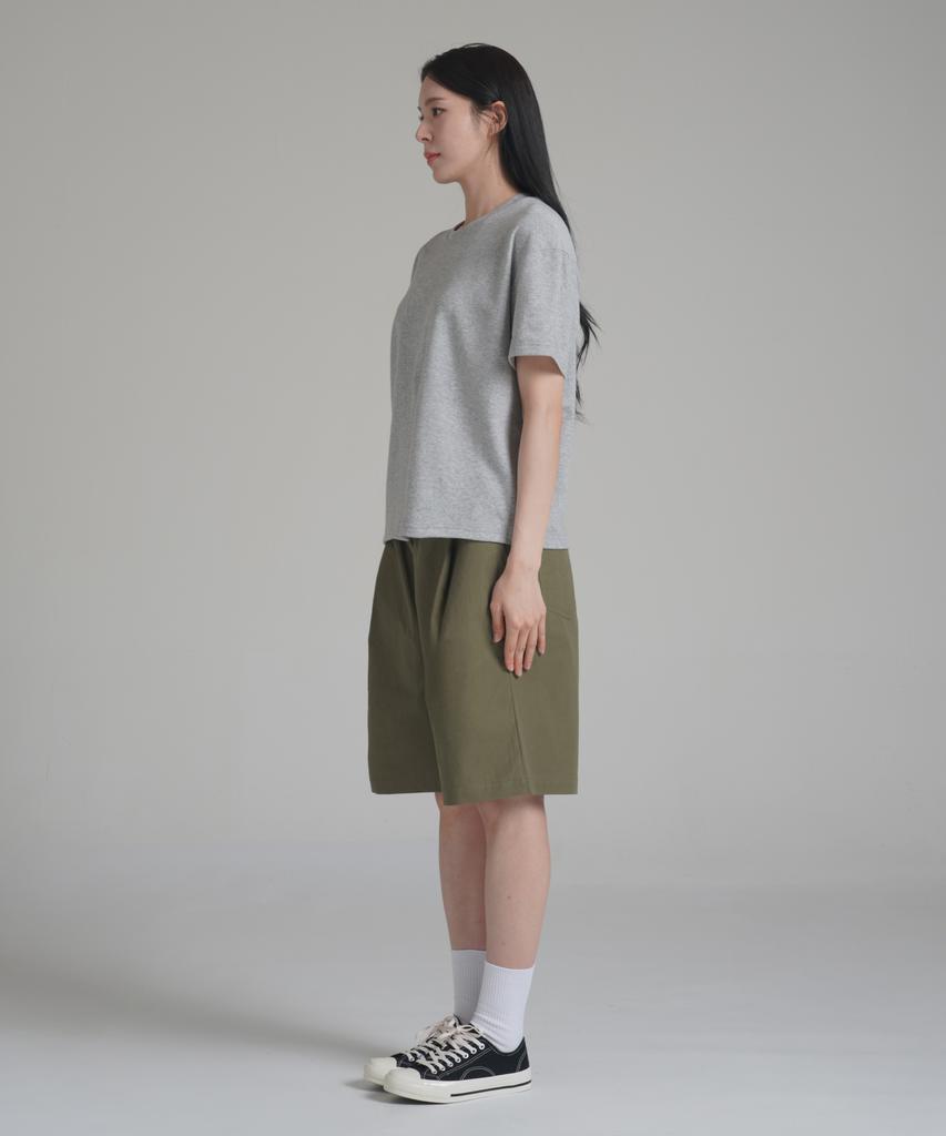 Noming Chino Single-Pleat Strap Wide Bermuda Shorts - Khaki
