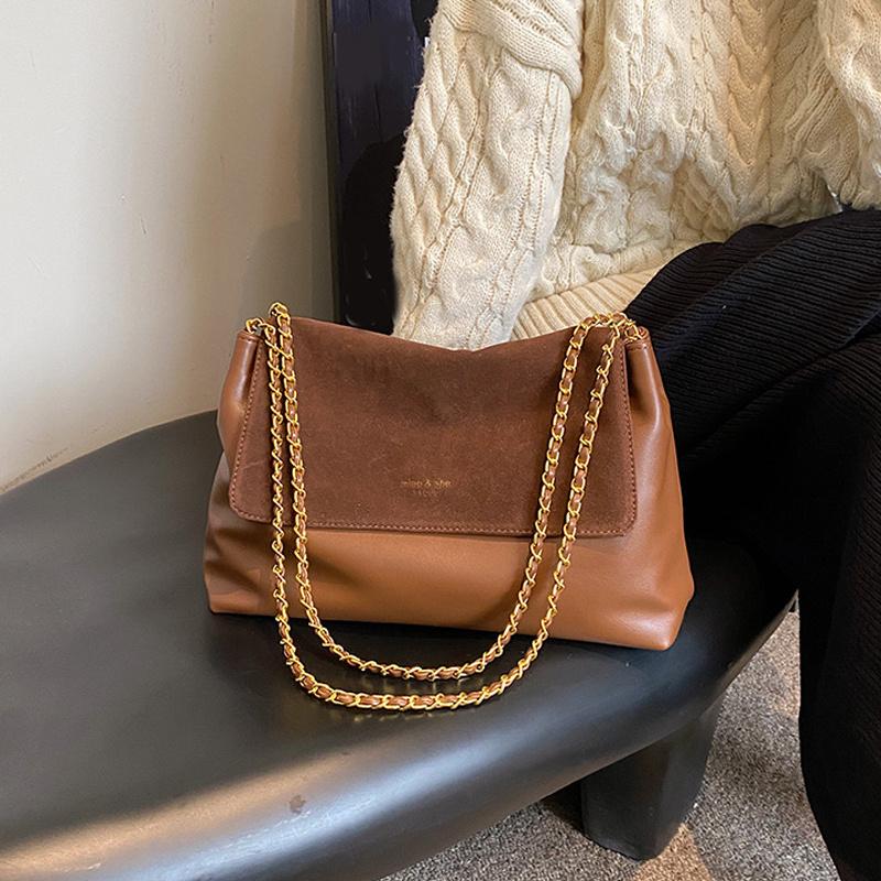 Soft PU Leather Totes Bag New Women's Golden Chains High Quality Large Capacity One Shoulder Bag Solid Versatile Crossbody Bag