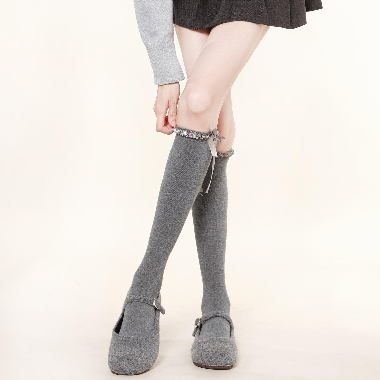 

Autumn Wave Lace Thigh-High Socks with White Bow Ribbon - Japanese Lolita Style Over-the-Knee Slimming JK Cotton Socks One Size (Fits 65kg, 150-175cm)