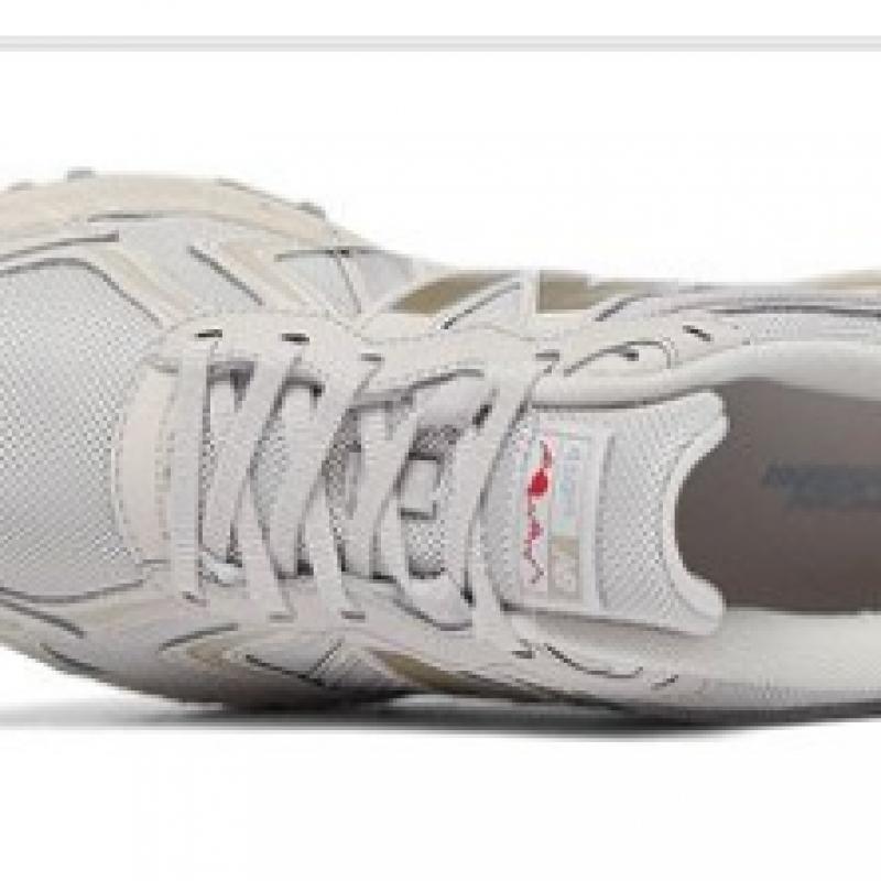 Choisissez 1 des 6 types de baskets New Balance 410 pour hommes et femmes