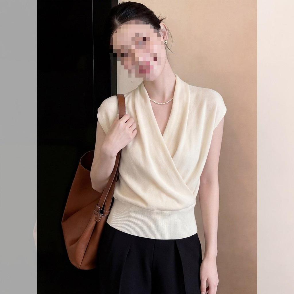 Women's Waist-Cinched Tencel Short-Sleeve Knit Top - Slimming, Stylish, Chic Summer Casual