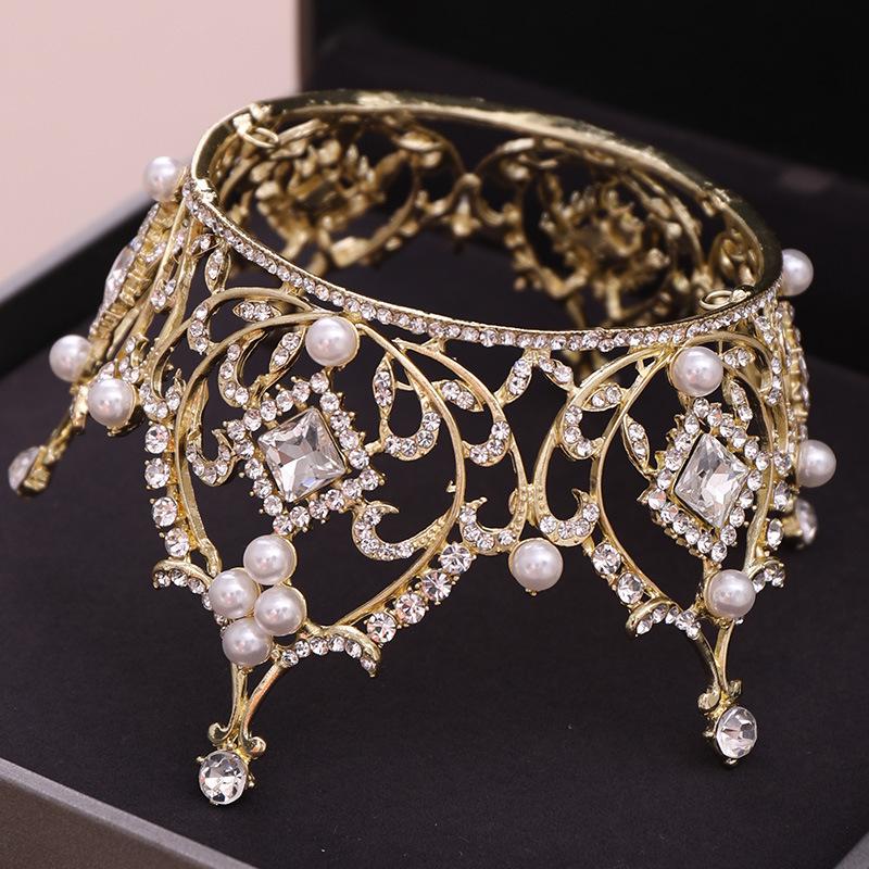 

Baroque Princess Bridal Headdress: Square Diamond Crown and Wedding Dress Accessory