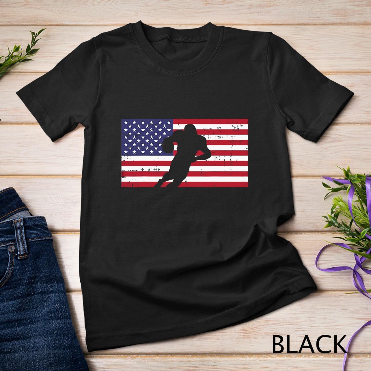 US Flag American Football Player Silhouette Vintage Patriot Unisex T-Shirt Mens Womens Tees Top S