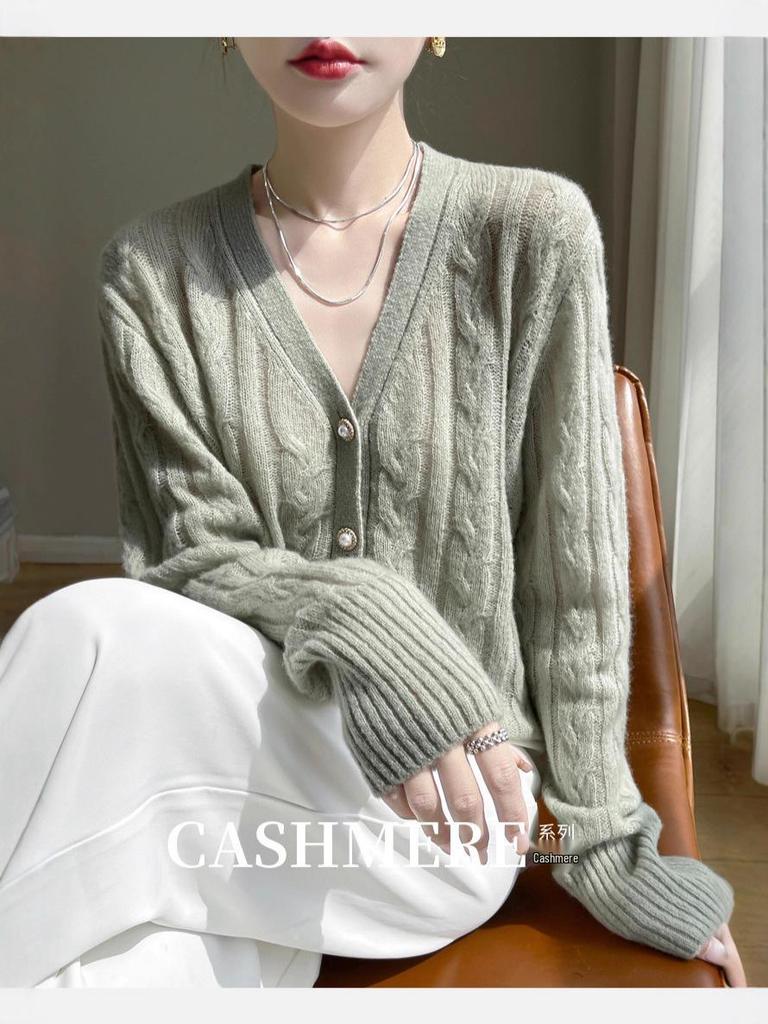 Women's V-Neck Mulberry Silk & Cashmere Knit Cardigan - Autumn/Winter Collection
