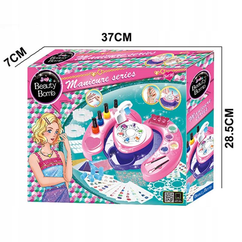 MAKEUP AND NAIL COSMETICS HOME SPA BOX