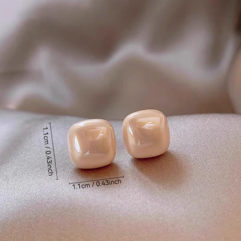 Simple Square Niche Gentle Temperament Versatile Earrings