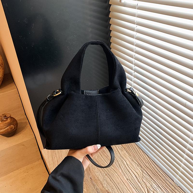 Design Soft Frosted Faux Suede Cloud HandBag Autumn/winter Vintage Magnetic Clasp Simple Commuter Shoulder Crossbody Bag