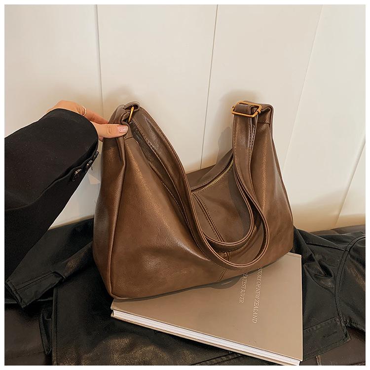 

Універсальна сумка-мессенджер жіноча сумка 2024 нова модна ретро сумка-тоут Корейська версія повсякденна сумка великої місткості через плече