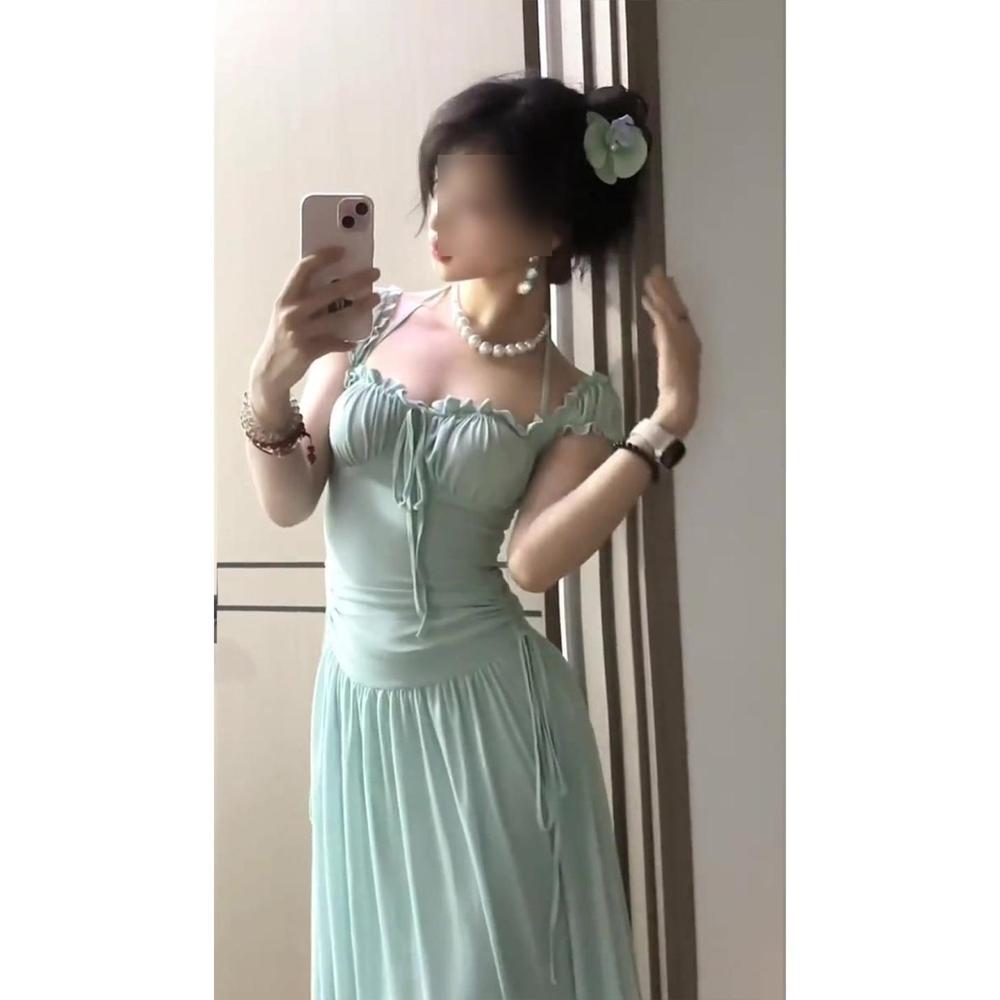One-word shoulder tube top hanging neck dress women's summer seaside vacation style skirt pure desire to close the waist super fairy a-word long dress