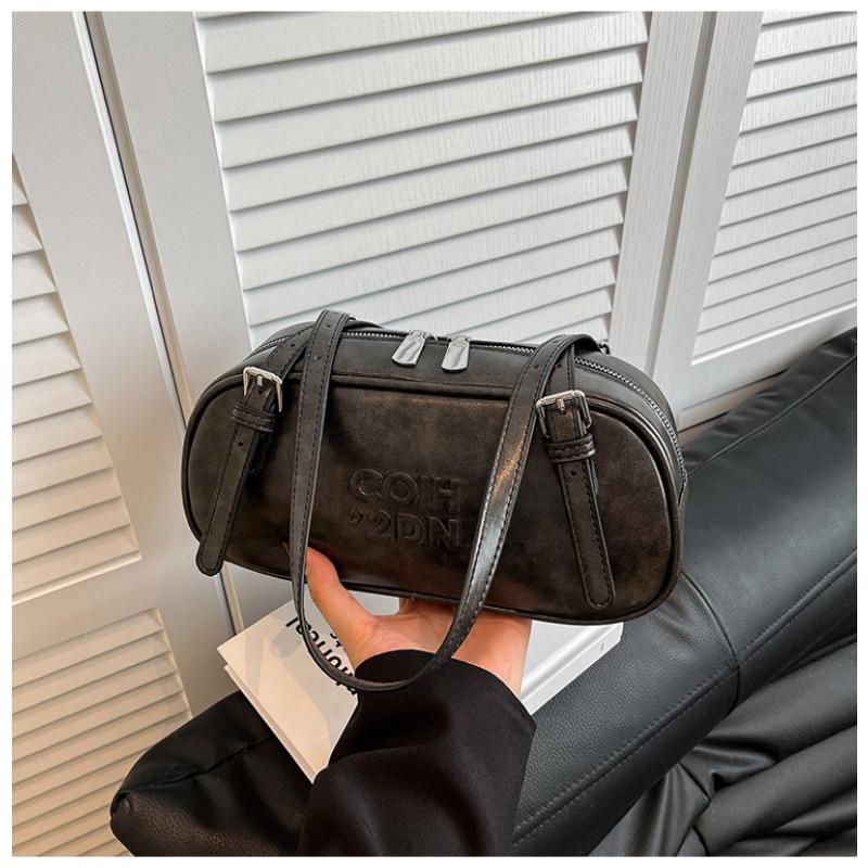 

Сумка большой вместимости женская летняя универсальная новая повседневная текстурная на плечо подмышку сумка-подушка для поездок на работу чёрный