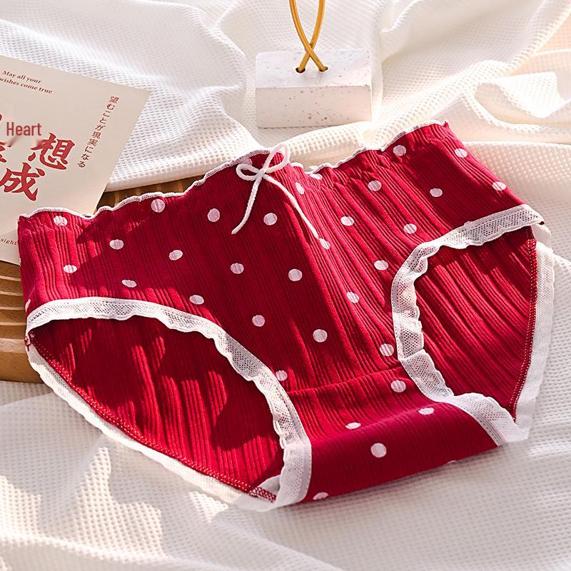 

Women s Korean-Style Red Mid-Waist Sweet Triangle Shorts, Plus Size L [100-125 jin]