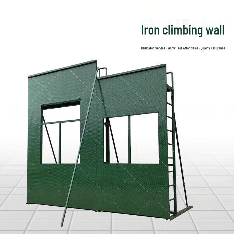 Outdoor Iron Climbing Wall with Guardrail