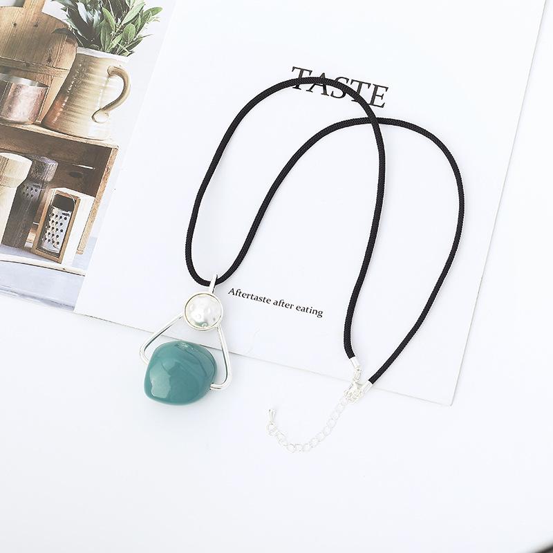 Premium Ethnic Style Popular Jewelry Long Resin Necklace Sweater Chain