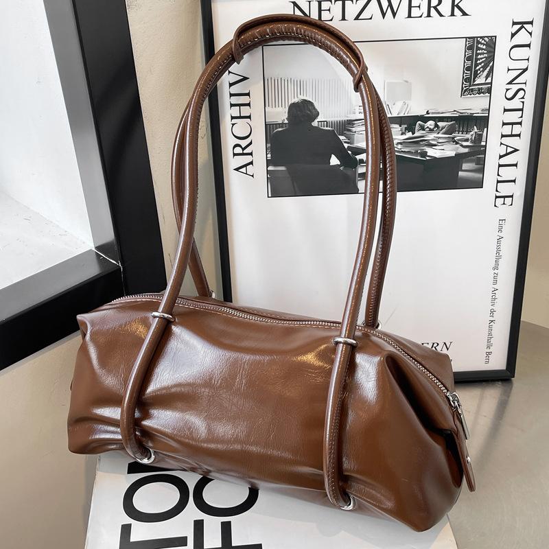 Boston large bag women's large capacity 2025 new high-end texture niche commuting single shoulder underarm pillow bag