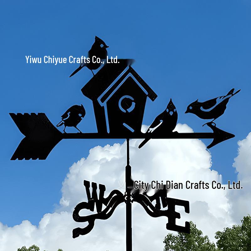 Weather Vane Ornament: Outdoor Wrought Iron Spray-Painted Roof Decoration Metal Craft
