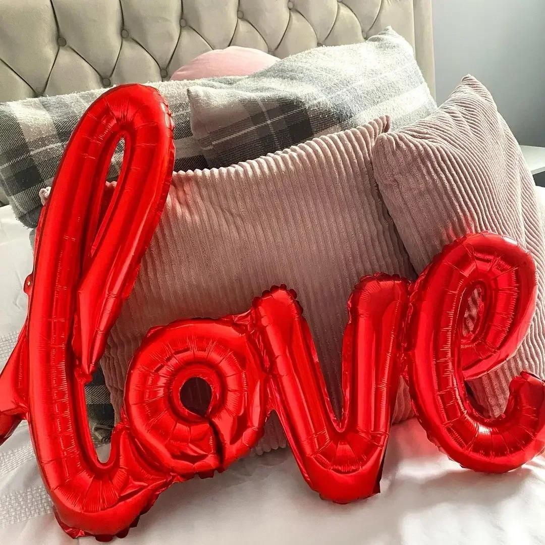 

1 шт. Гигантский Металлический Воздушный Шар Link Love , для Предложения & Сюрприза на Годовщину, Декор Большого Входа или Фотозоны 108x63cm красный