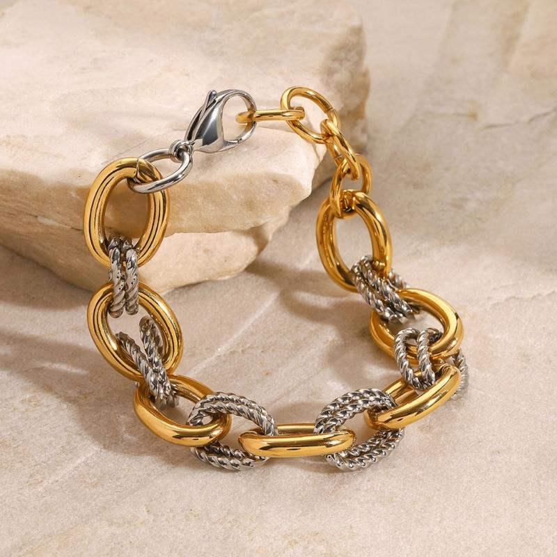Sophisticated 18K Gold Plated Chain Bracelet Beautifully Craft Jewelry Accessory for Elegant Charm Stylish Outfits