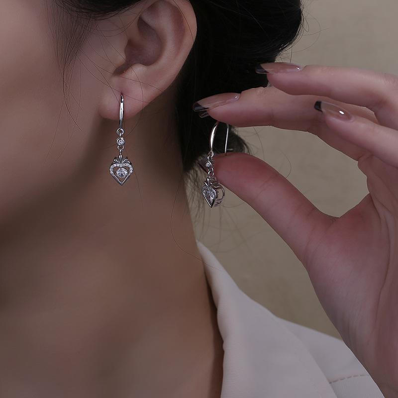 Boucles d'oreilles Amour Spirituel Femme Boucles d'oreilles Incrustées en Forme de Cœur Boucles d'oreilles Mode Tempérament