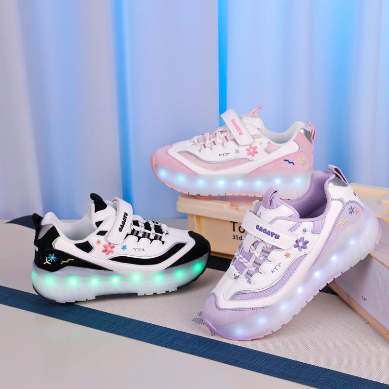 Παιδικά Αποσπώμενα Παπούτσια Σπορ με Τέσσερις Τροχούς Επαναφορτιζόμενα Φωτεινά Παπούτσια Σπορ LED Παπούτσι Πατίνια Ρόλερ με Τέσσερις Τροχούς