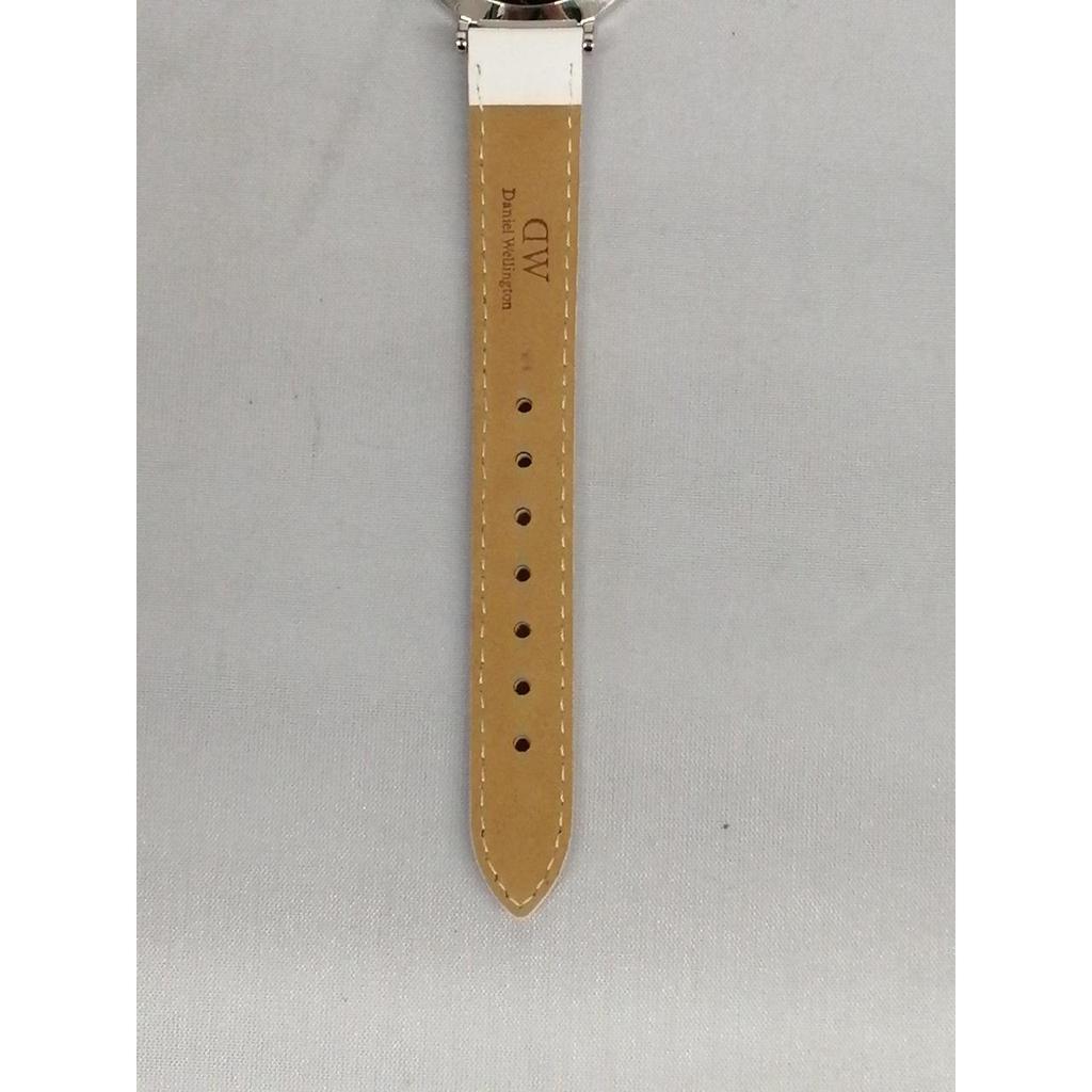 Used DANIEL WELLINGTON B32S4 Quartz Watch