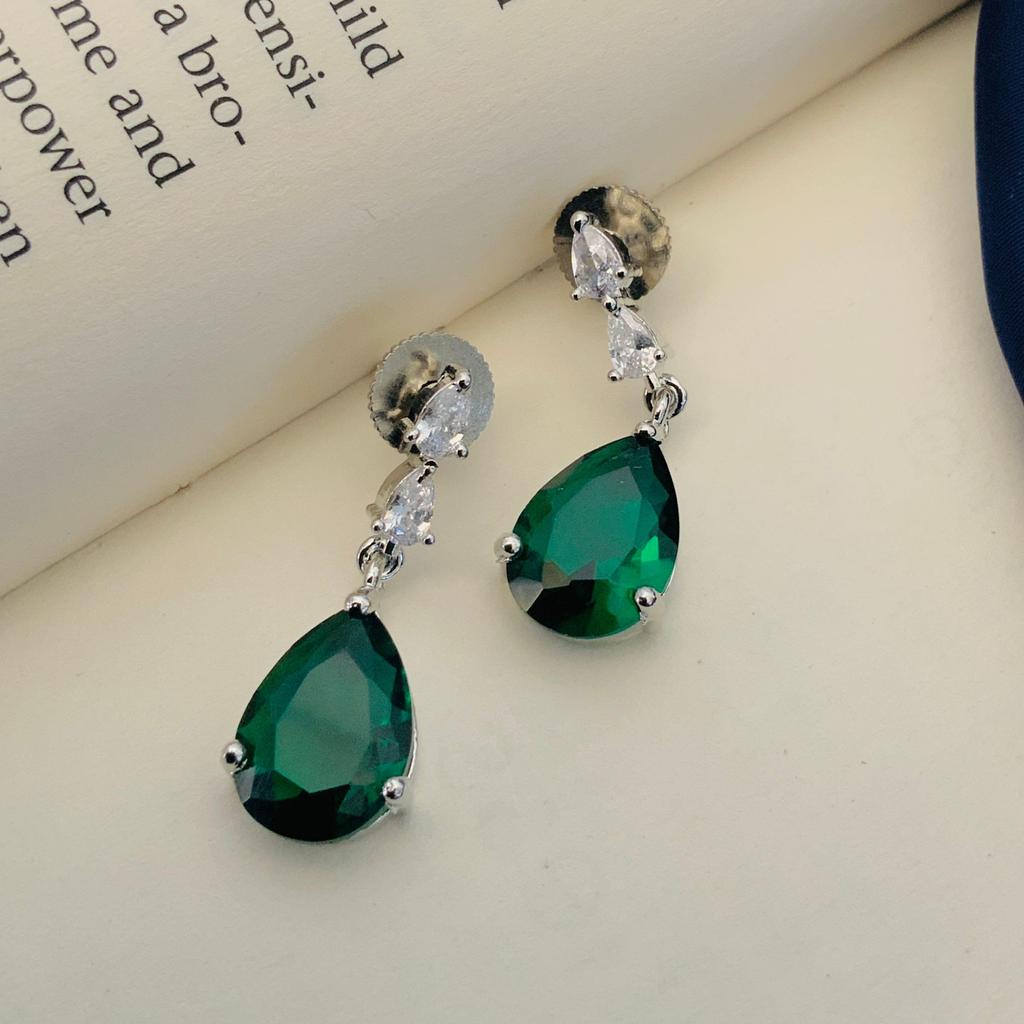 Ensemble de colliers ronds en diamant plaqué argent Ensemble de colliers en diamant pour femmes