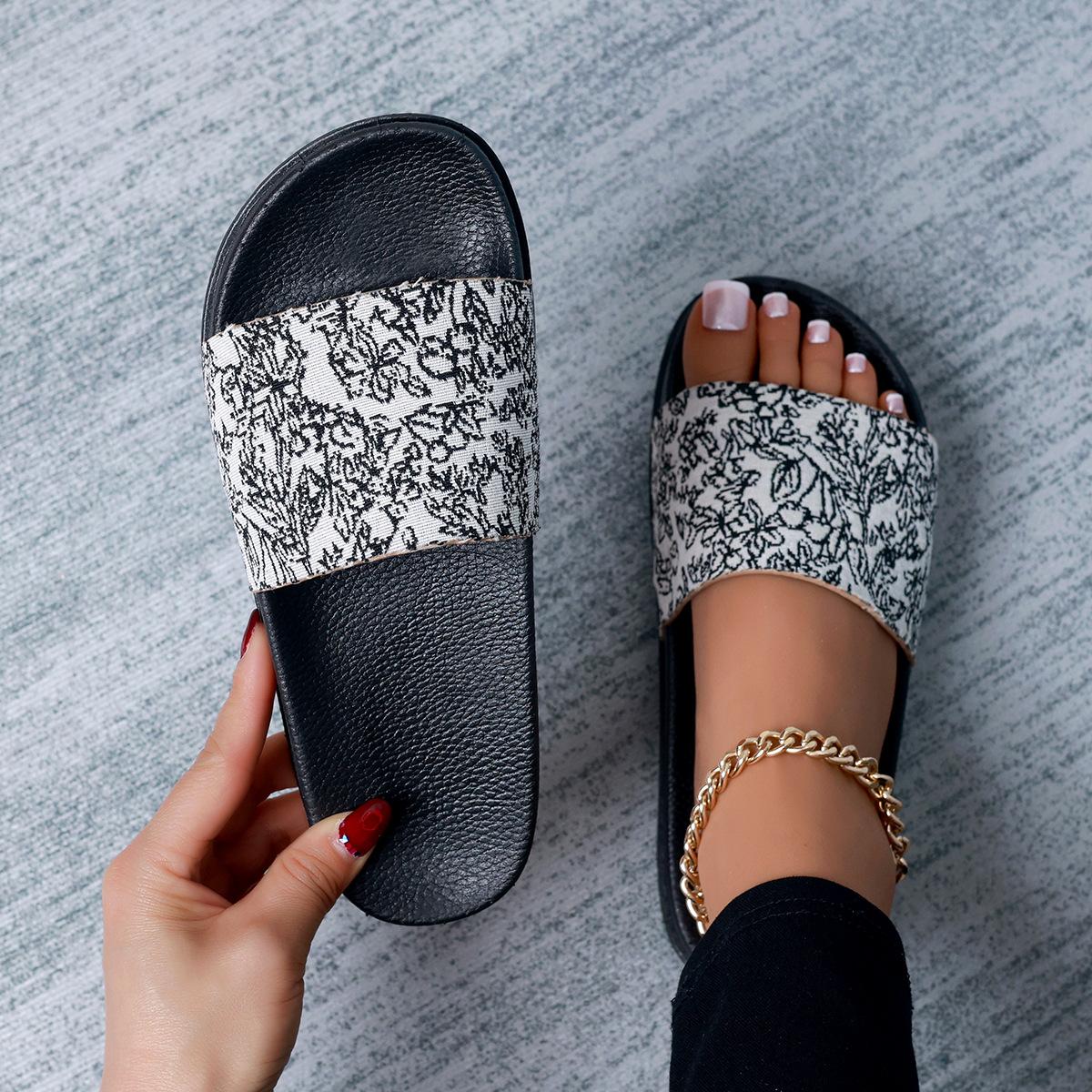 

Женские тапочки, новые летние сандалии с круглым носком и принтом на плоской подошве, минималистичные повседневные сандалии большого размера 38 слоновая кость