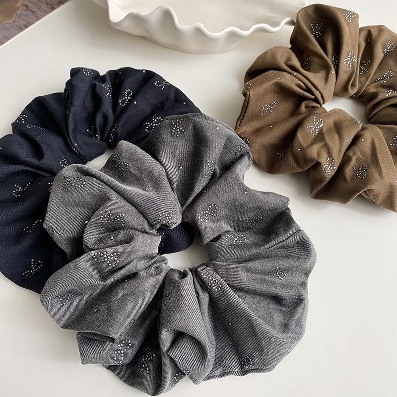 Luxury Bowknot Diamond Hair Rope: Chic Autumn-Winter Accessory