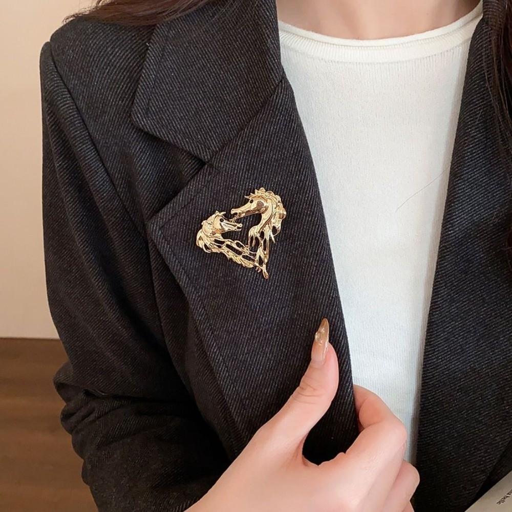 Zink Zinklegering Ihålig Djurkrets Hästhuvud Brosch Häståret Metall Ponny Märke Nål Djurkrets Djur Pins Man