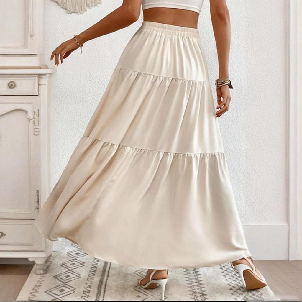 Women's Fashionable Casual Button-down Long Tiered Skirt With A Fitted Waist.
