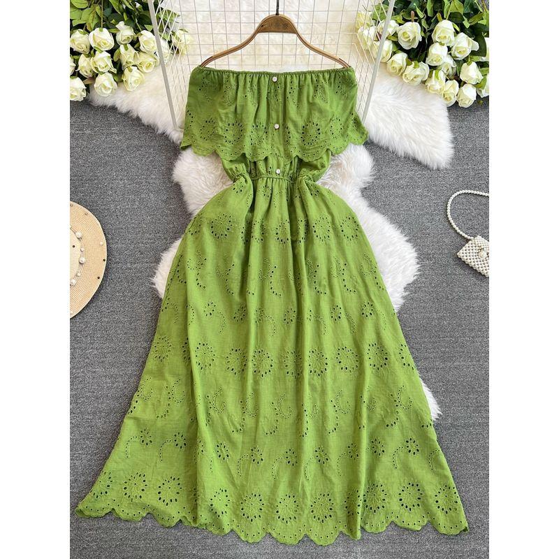 Vacation Style off-Shoulder Waist Slimming Embroidered Dress