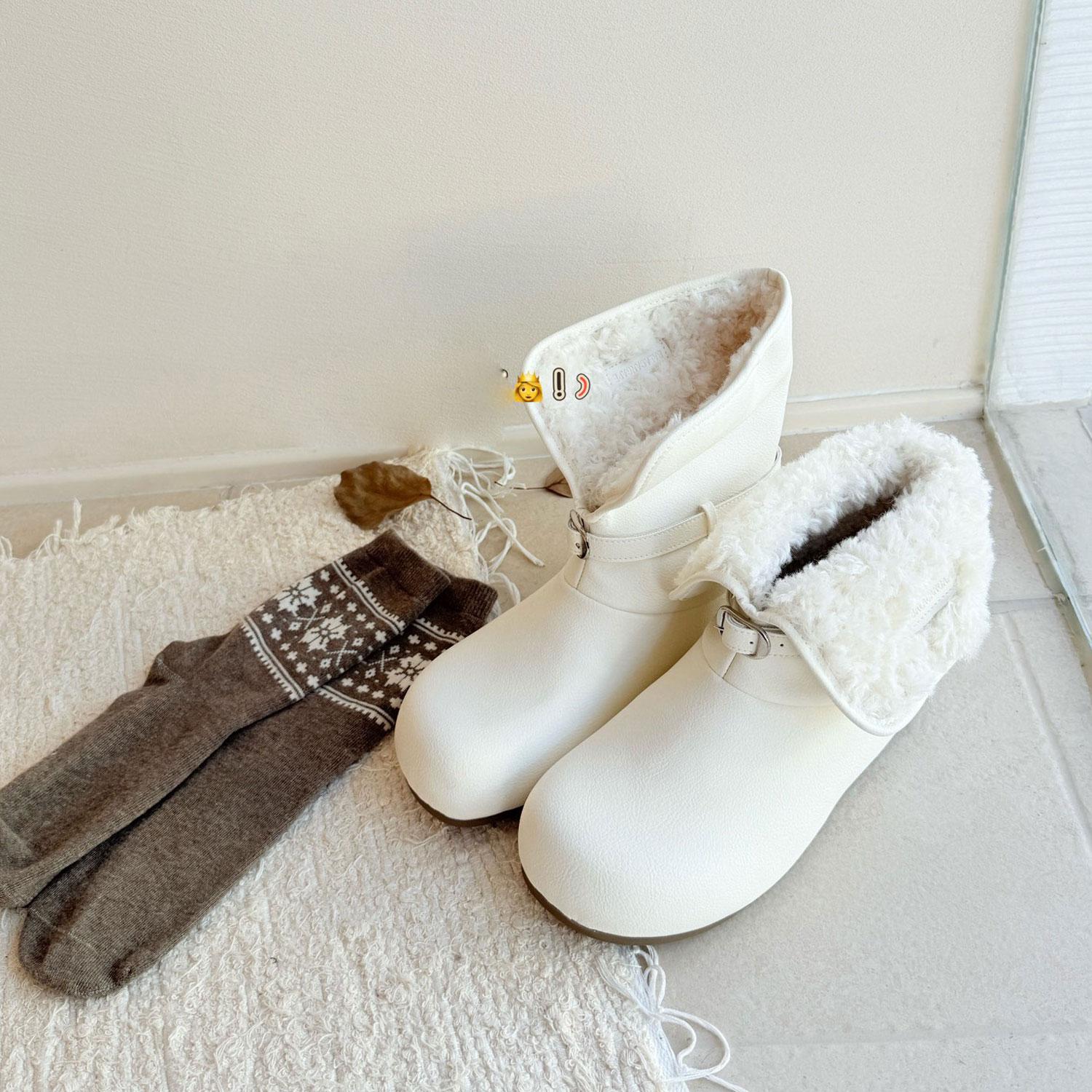 Huge good-looking two wearing white snow boots women s winter velvet warm new fashionable versatile non-slip short boots 40