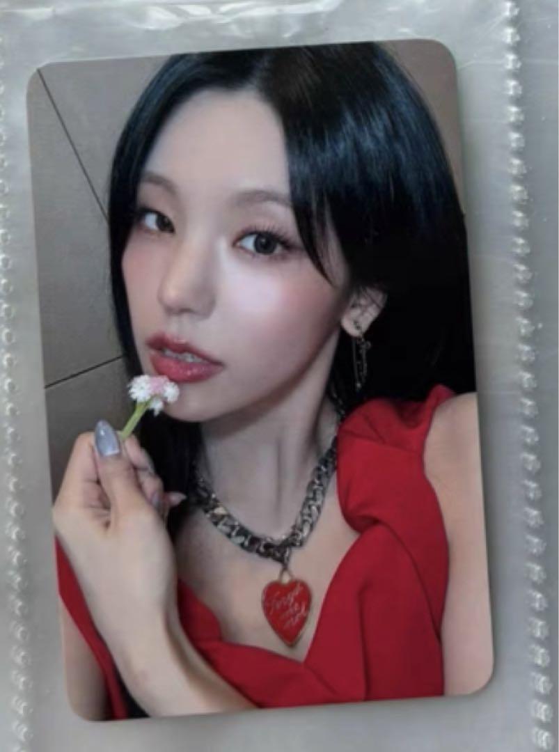 

[USED] itzy Air yeji makestar shanghai bonus trading card 4