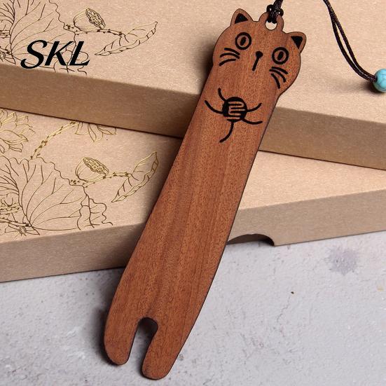 Cat Shaped Bookmark Wooden Cartoon Bookmarks for Book Lovers, Natural Wood Marker, Cute Literary Kitten Art Craft Bookmark, Vintage Gift Women
