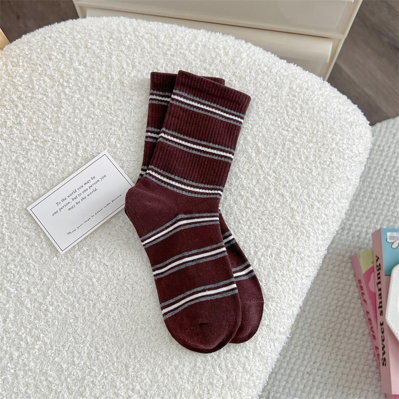 Female Spring and Autumn Sweet Cute Spot Striped Cartoon Dog In The Tube Pile Pile Cotton Socks